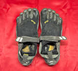 Vibram FiveFingers KMD Sport LS Mens sz 8.5/9 Training Shoes - Image 1