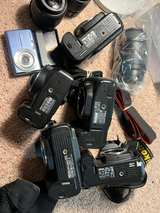 Canon EOS 40d d80 Nikon 5 cameras 4 lenses lot AS IS UNTESTED - Image 5