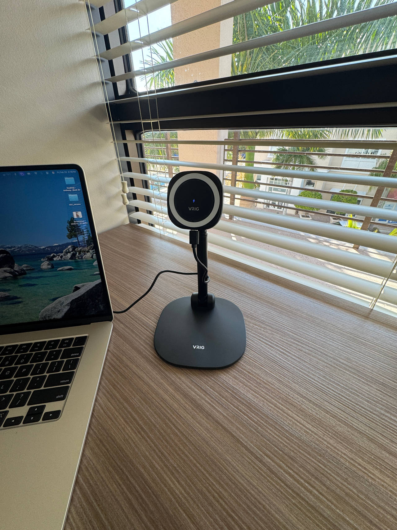 VRIG PH-10 Magnetic Desktop Phone Stand