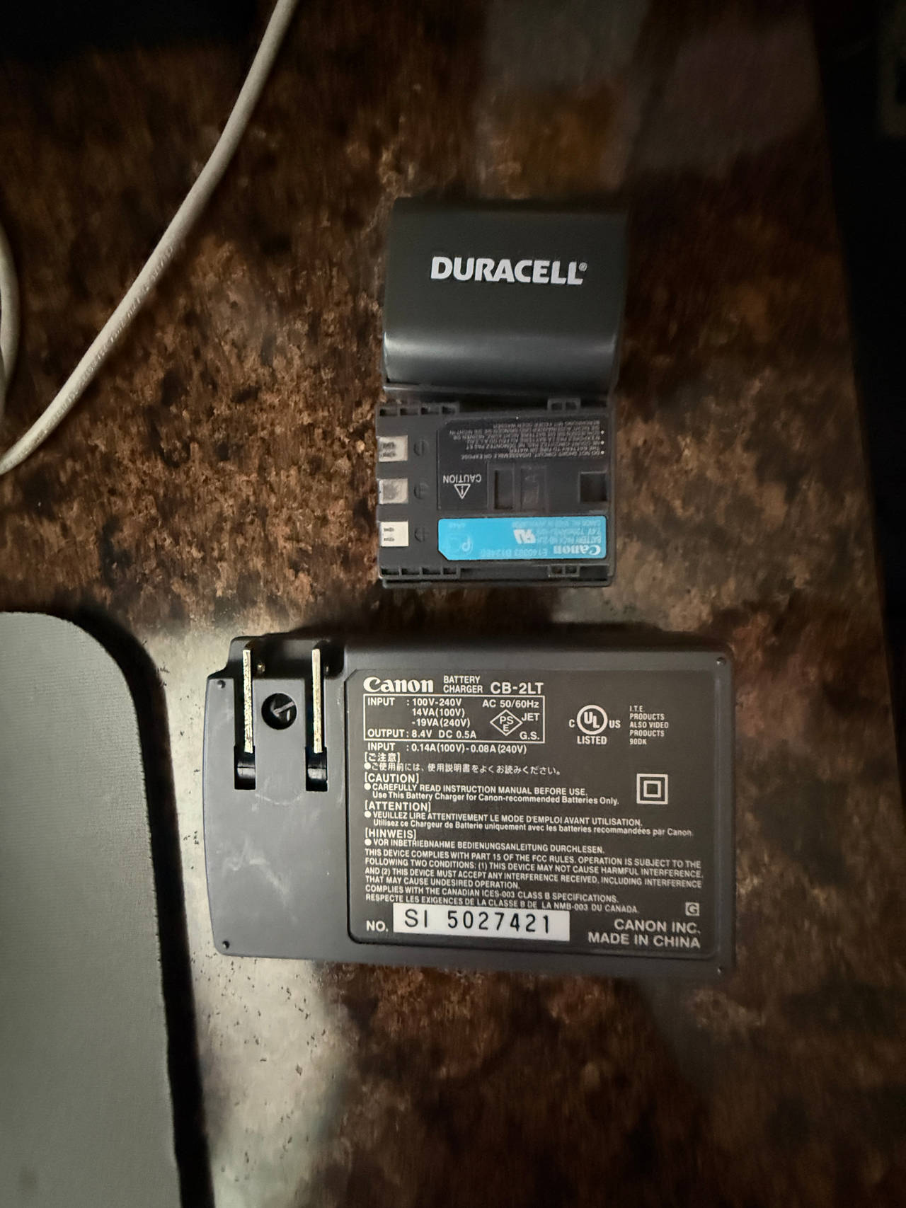 Canon CB-2LT Battery Charger with Duracell NB-2L Battery