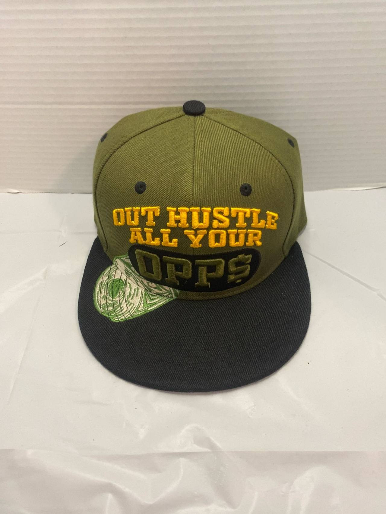 Hustle Snapback Cap "Out Hustle" Olive/Black