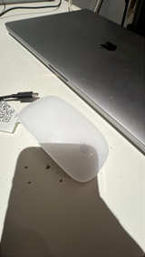 Apple Magic Mouse - Image 2