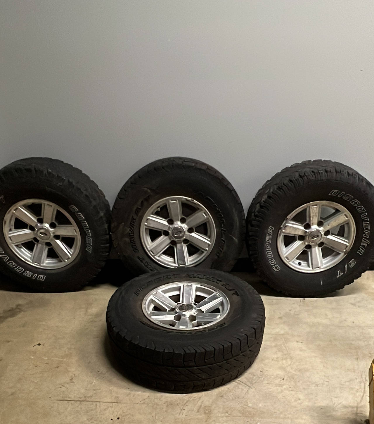 Ford Courier 15inch Alloy Wheels and Tires