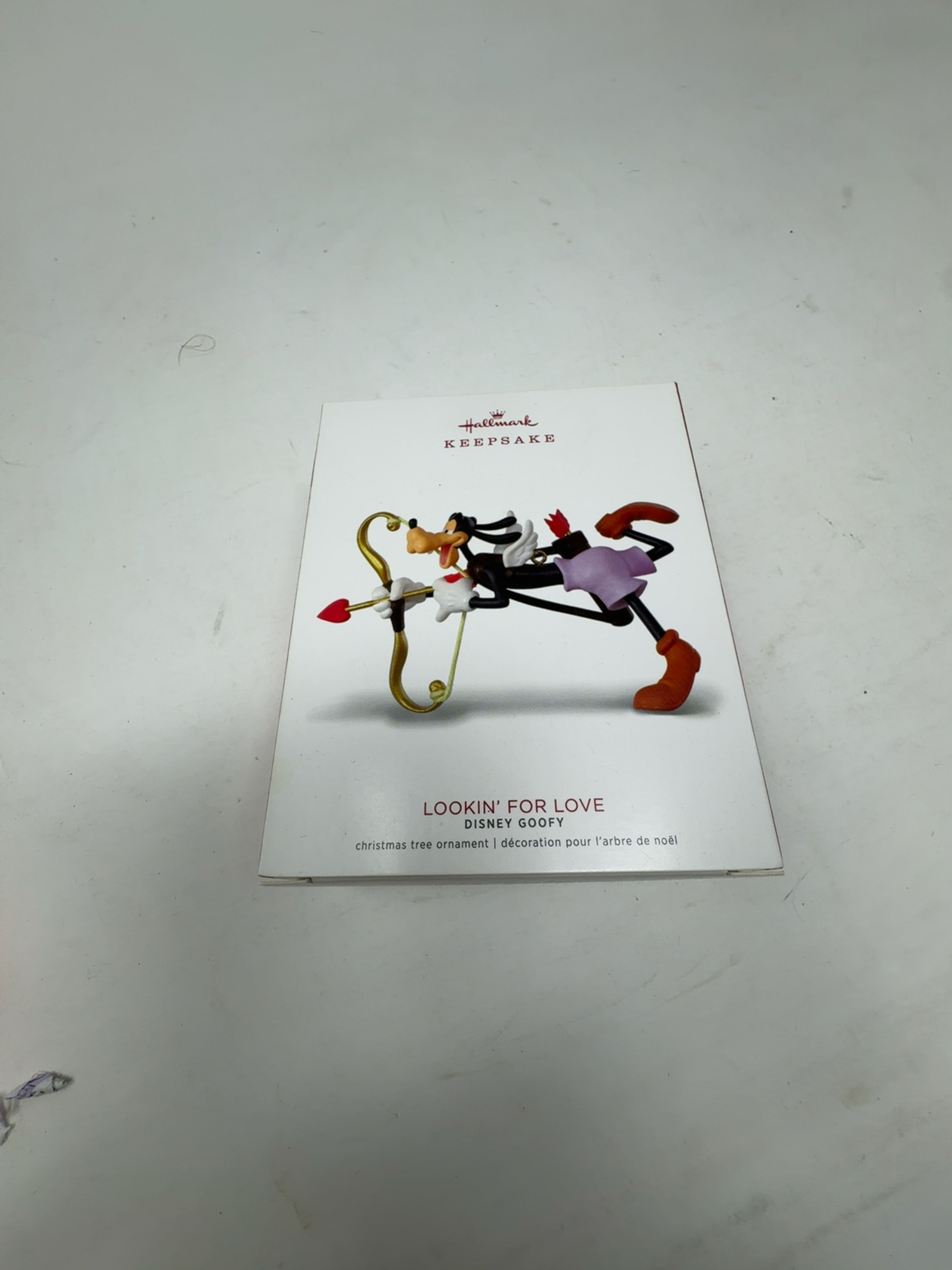 Hallmark Keepsake Disney Goofy Lookin' for Love Ornament