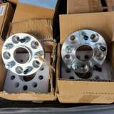 Hubcentric Wheel Spacers with Bolts - Image 1