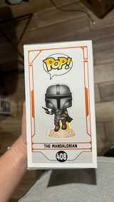 Funko Pop! Star Wars: The Mandalorian #408 Glow in the Dark Funko Insider Club Exclusive - Image 4