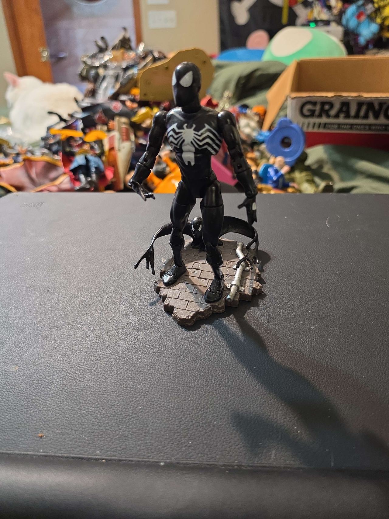Toy Biz Marvel Legends Series 9 Symbiote Spider-Man Action Figure