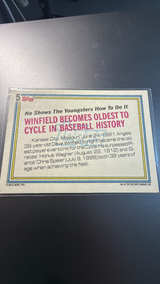 Topps 1992 Dave Winfield Record Breaker #5 Baseball Card - Image 2