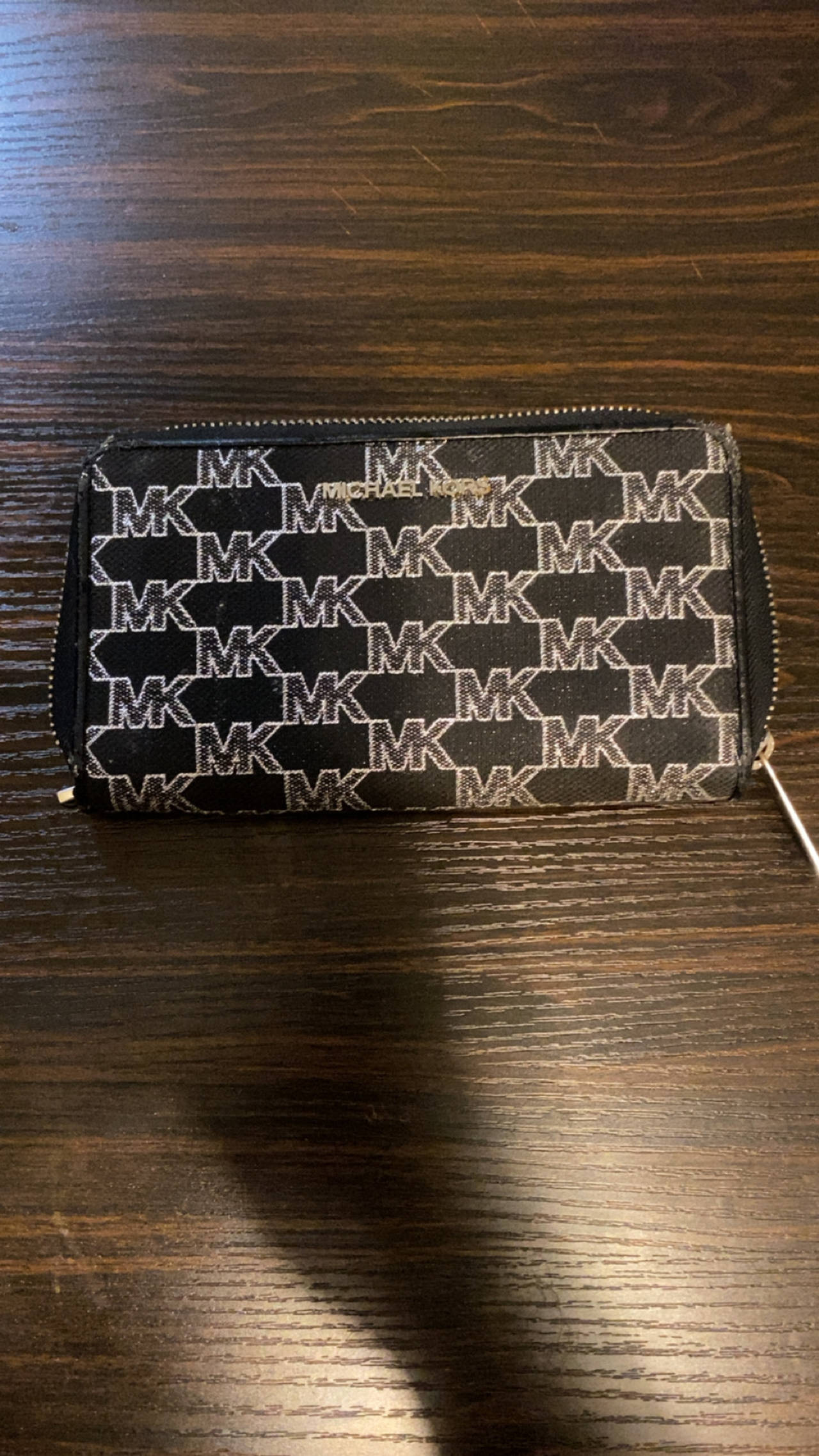 Michael Kors Jet Set Travel Zip Around Wallet