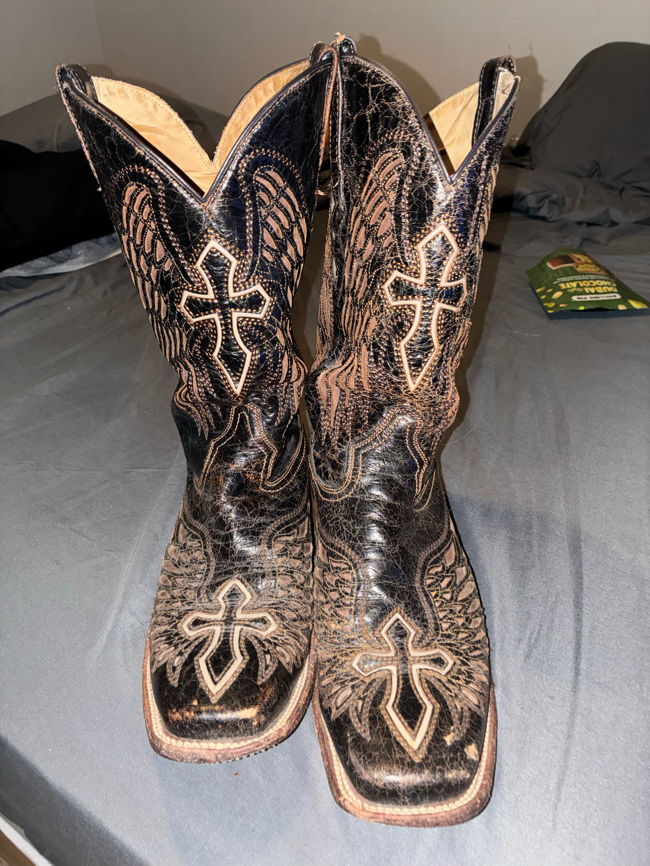 Corral Men's Cross and Wings Square Toe Boots