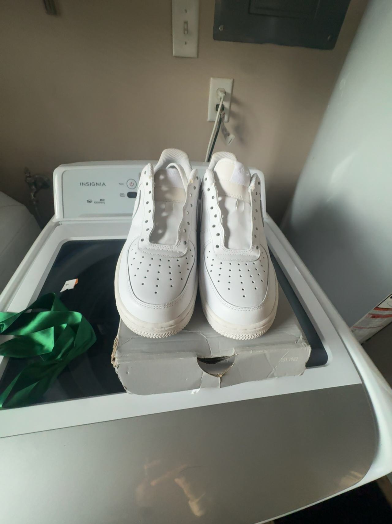 Nike Air Force 1 White