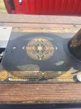 Franklin Rotary Sewing Machine - Image 3