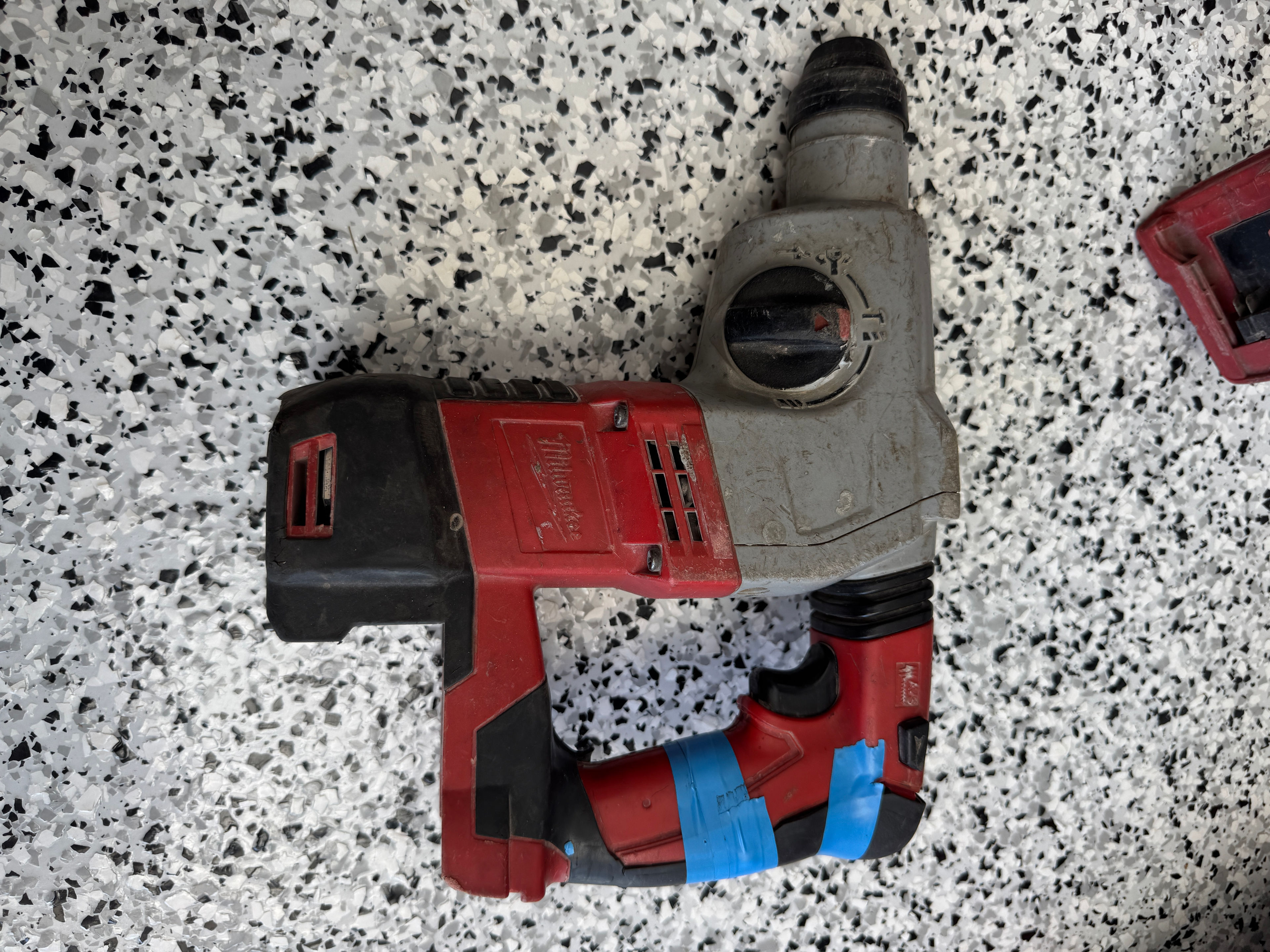 Milwaukee Rotary Hammer Drill HD18H