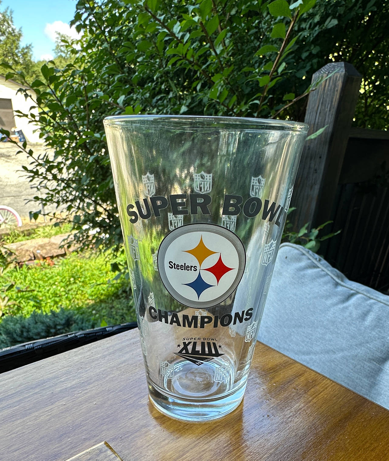 Pittsburgh Steelers Super Bowl XLIII Champions Pint Glass