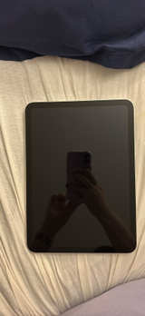 Apple iPad 11th generation - Image 4