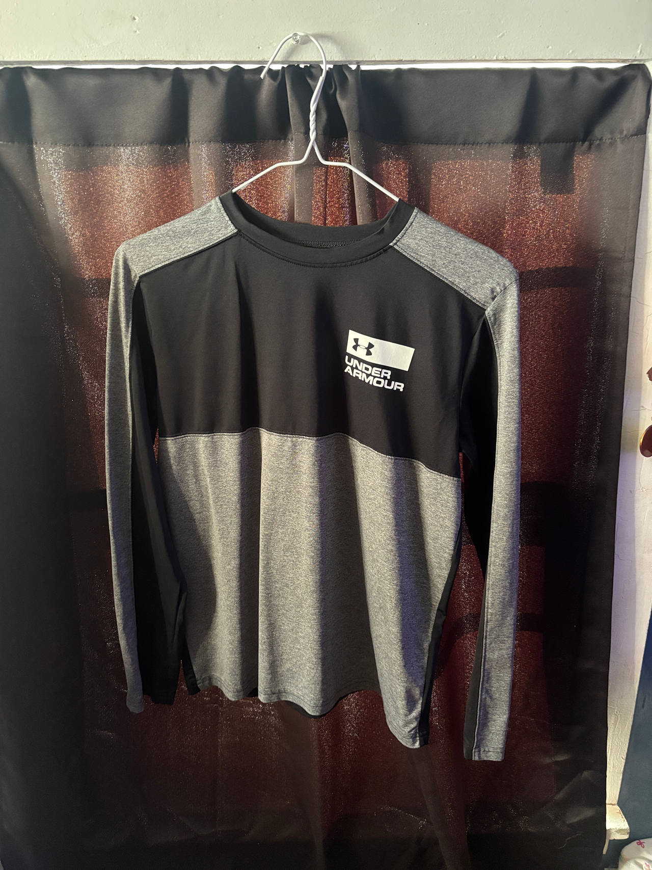 Under Armour Men's Tech Long Sleeve Graphic Shirt