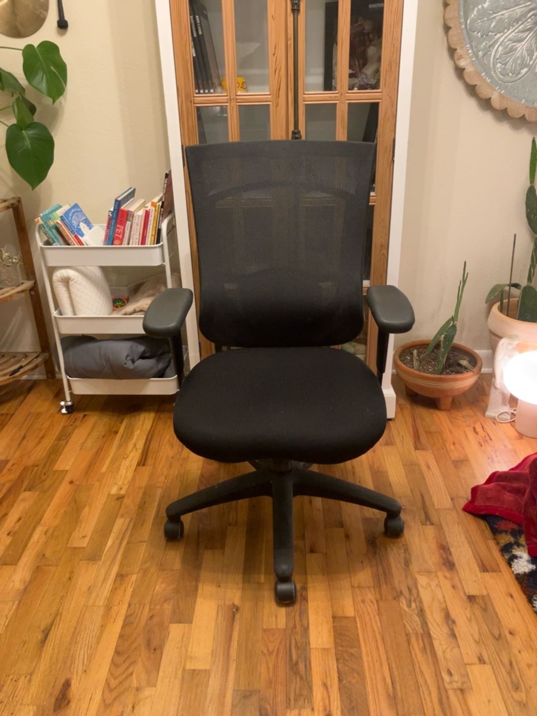 Mesh Mid Back Executive Chair w/ Ratchet Back