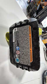 Ryobi ONE+ 18V Cordless 1/4 Sheet Sander Kit - Image 5