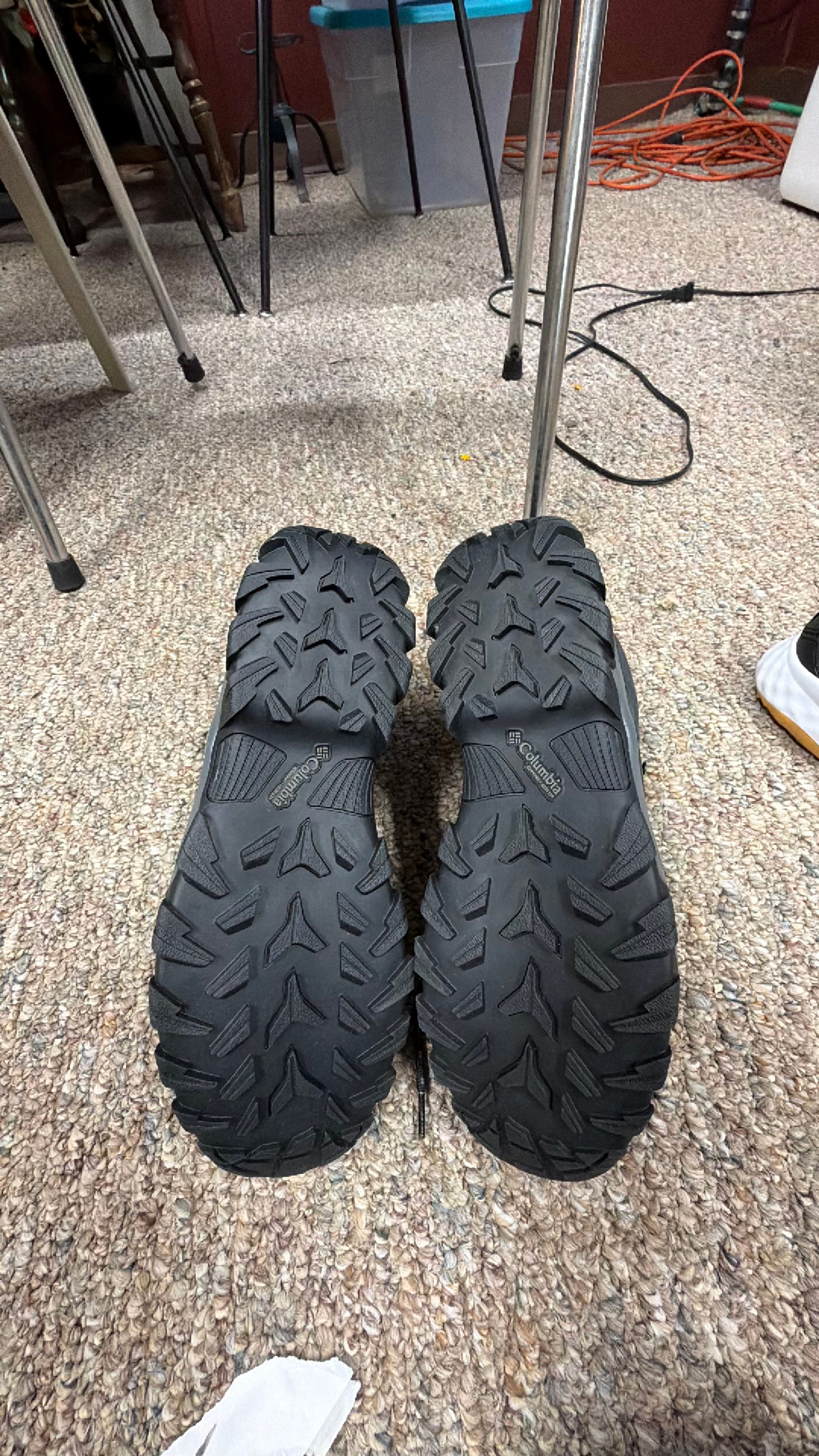 Columbia Newton Ridge Plus II Suede Waterproof Boot - Black - Image 2