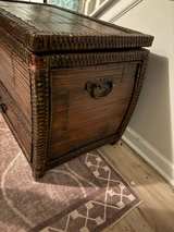 Vintage Chinoiserie Bamboo & Rattan Storage Trunk / Blanket Chest with Drawer - Image 4