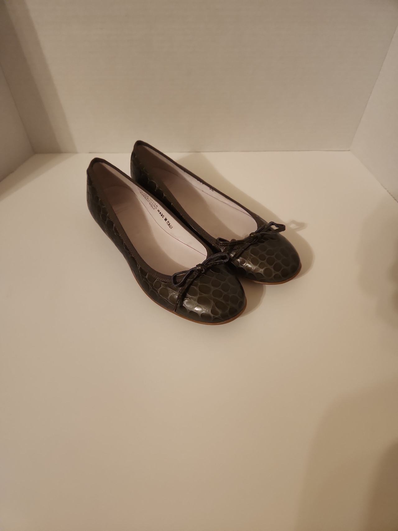 Calzoleria Toscana Size 38 (US 7.5) Crocodile Print Italian Leather Ballet Flats