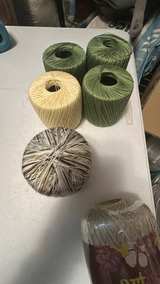 Bundle Artiste 100% Acrylic Crochet Thread Size 5 New in package and 5 used - Image 2