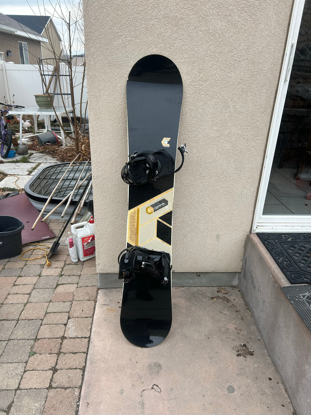 Ride Snowboard 158cm with Bindings and Bag