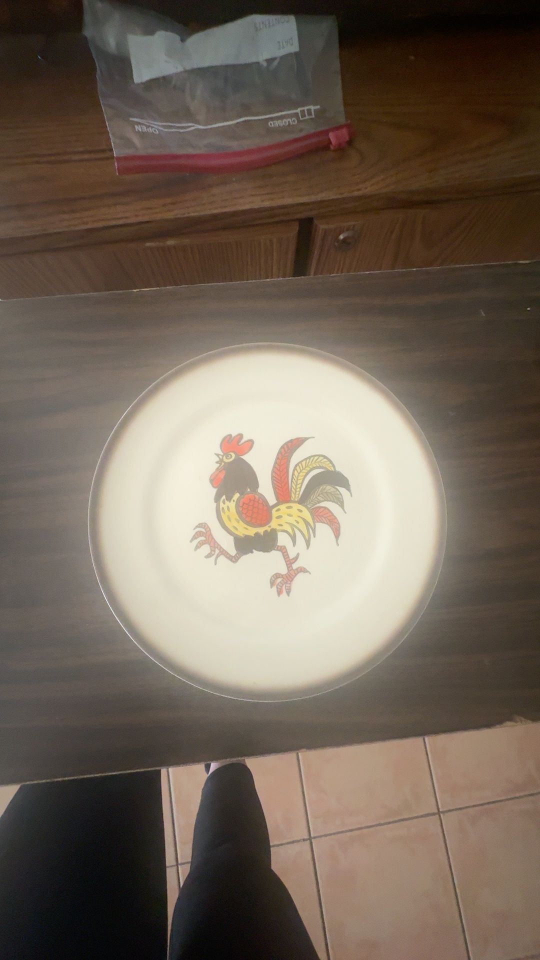 Metlox Poppytrail Red Rooster 10" Dinner Plate