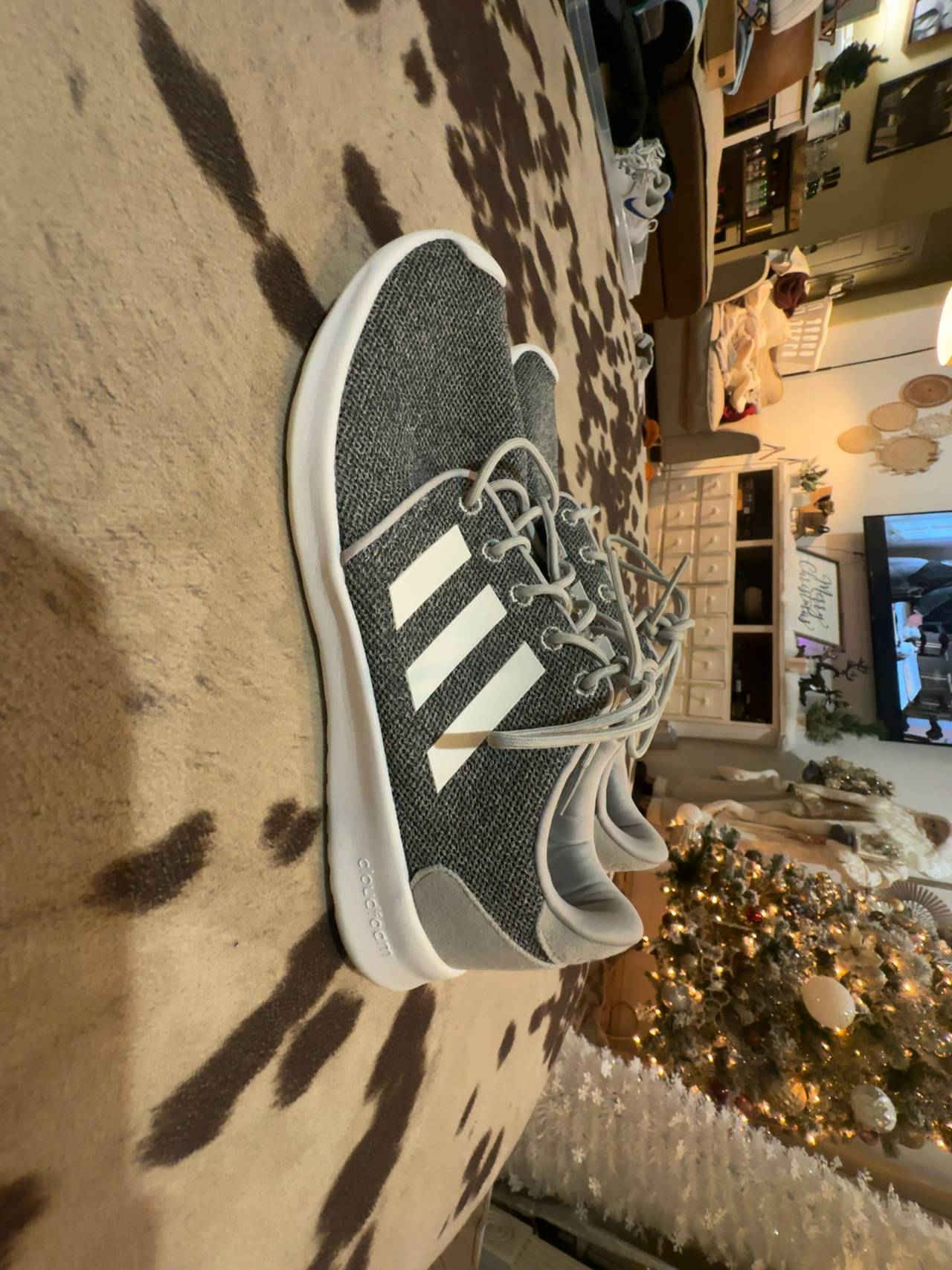 Adidas Cloudfoam QT Racer Women's Gray/White size 8.5