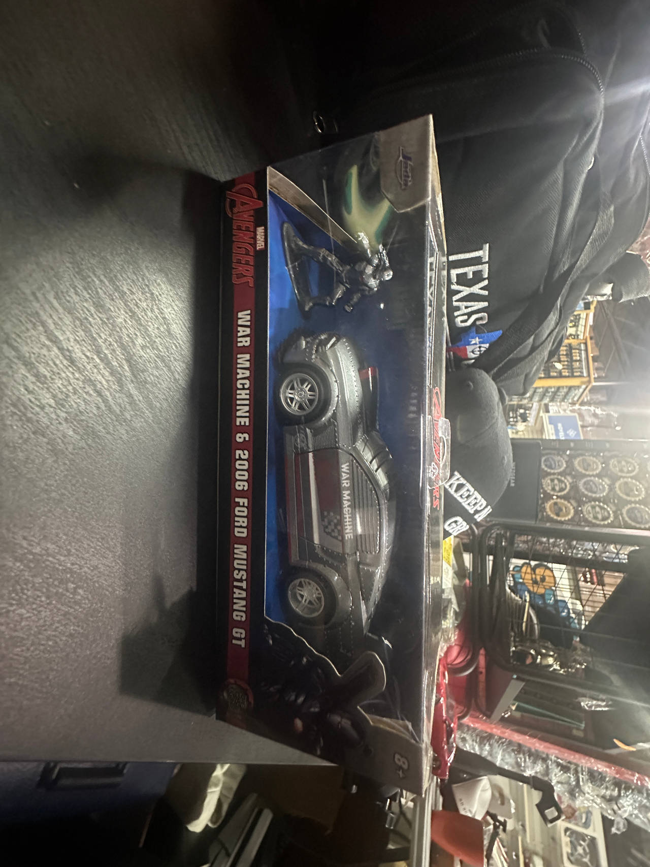 Jada Toys Marvel Avengers War Machine & 2006 Ford Mustang GT