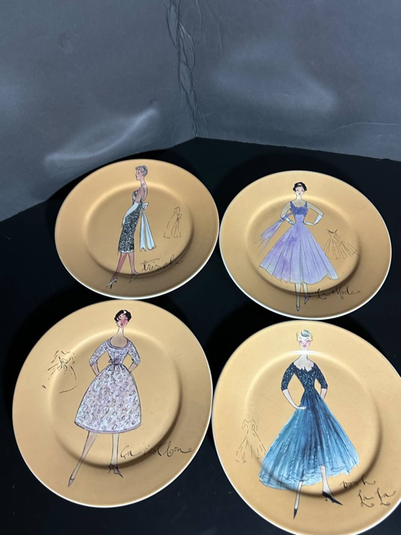 Rosanna La Mode Vintage Fashion Illustration 8-inch Dessert Plates