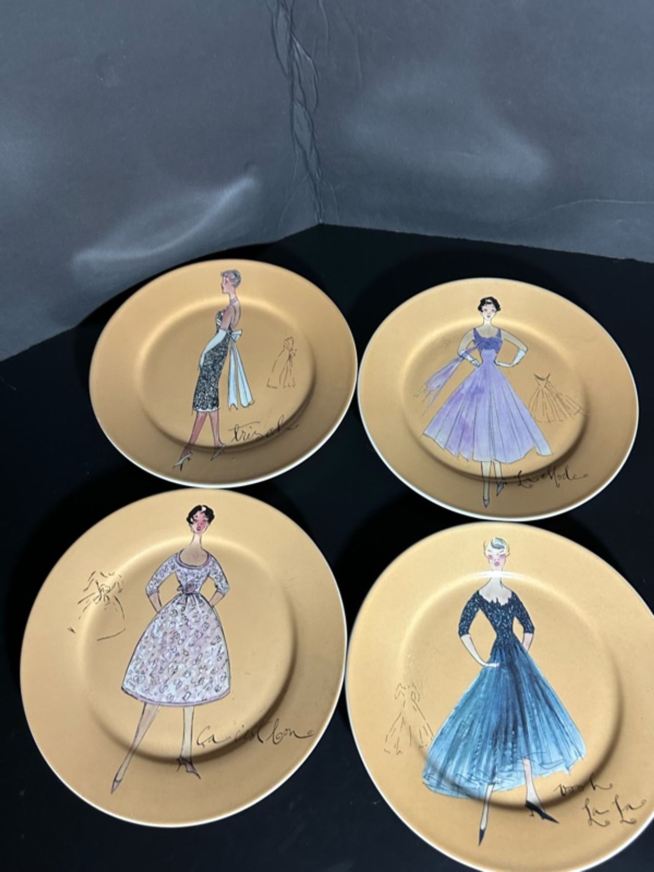 Rosanna La Mode Vintage Fashion Illustration 8-inch Dessert Plates