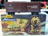 Athearn HO Scale Santa Fe Texas Chief Boxcar ATSF 146508 - Image 3