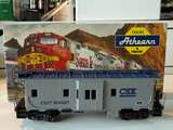 Athearn HO Scale Bay Window Caboose CSX #904267 - Image 1