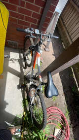 Mongoose Trail Blazer Mountain Bike - Image 2