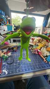 Disney Muppets Kermit the Frog Hand Puppet. 207 - Image 2