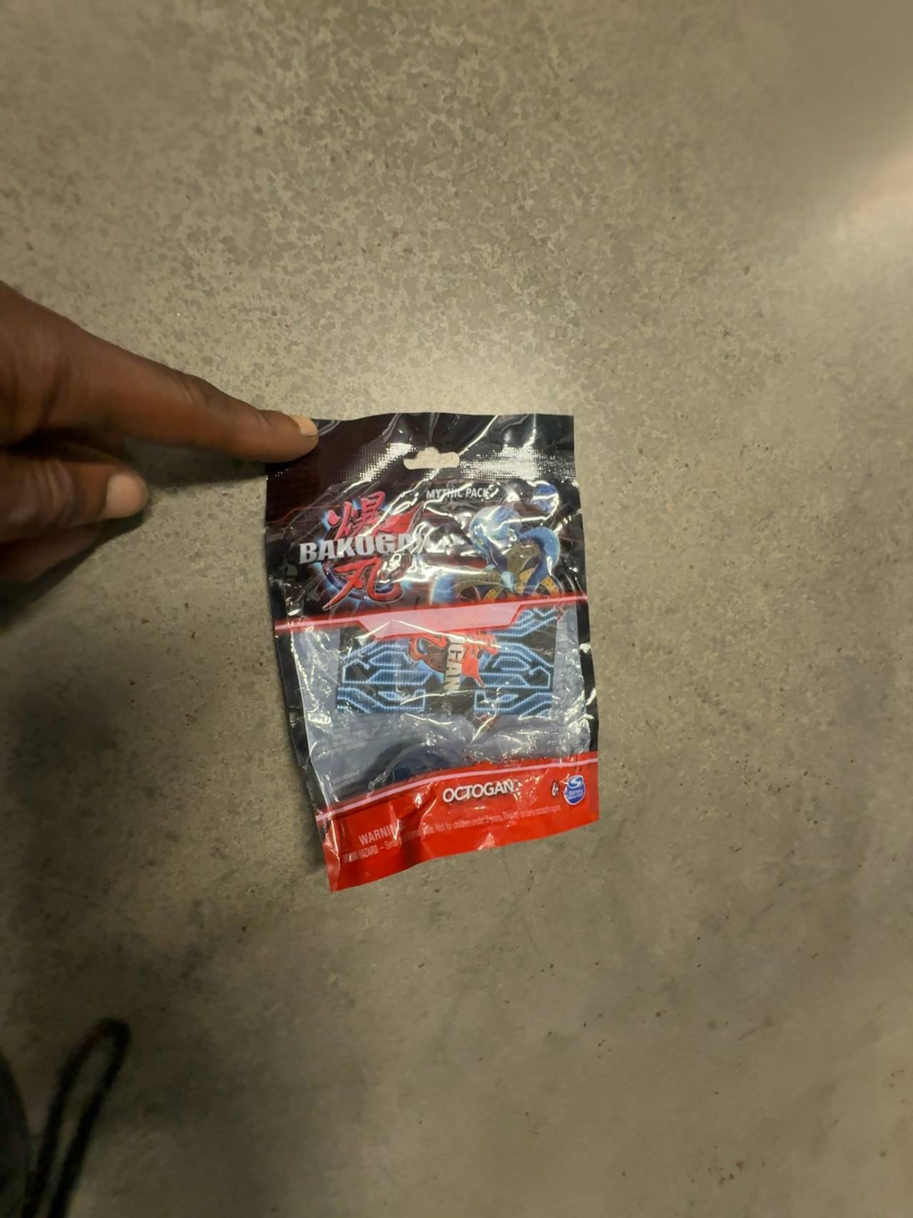 Bakugan Gen 3 Mythic Pack Pyrus Red Titanium Dragonoid
