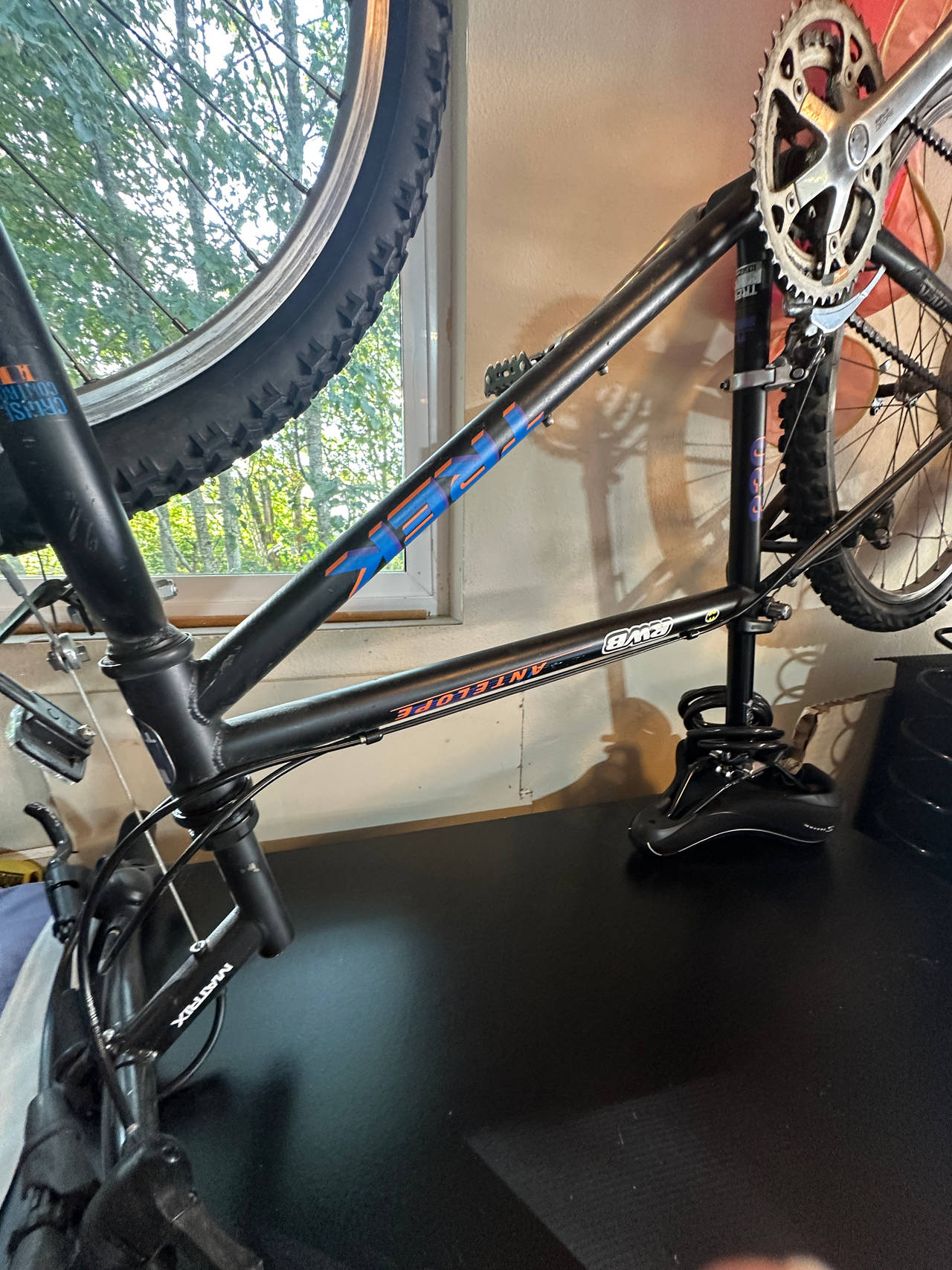Trek 830 Mountain Bike (Upgraded)