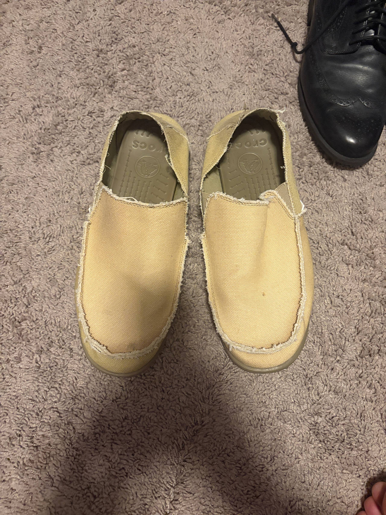 Crocs Santa Cruz Canvas Loafer