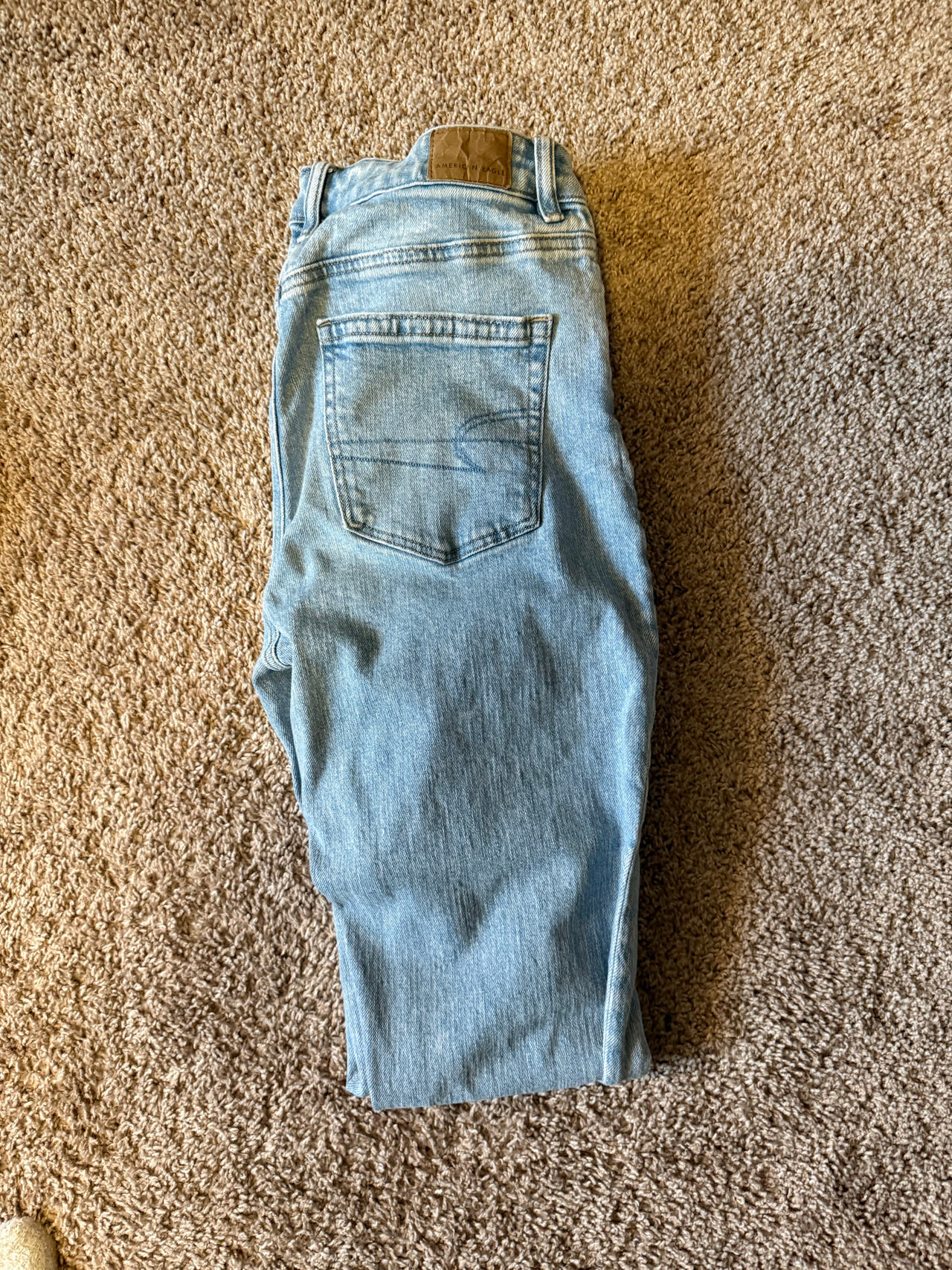 American Eagle Light Wash Jeans