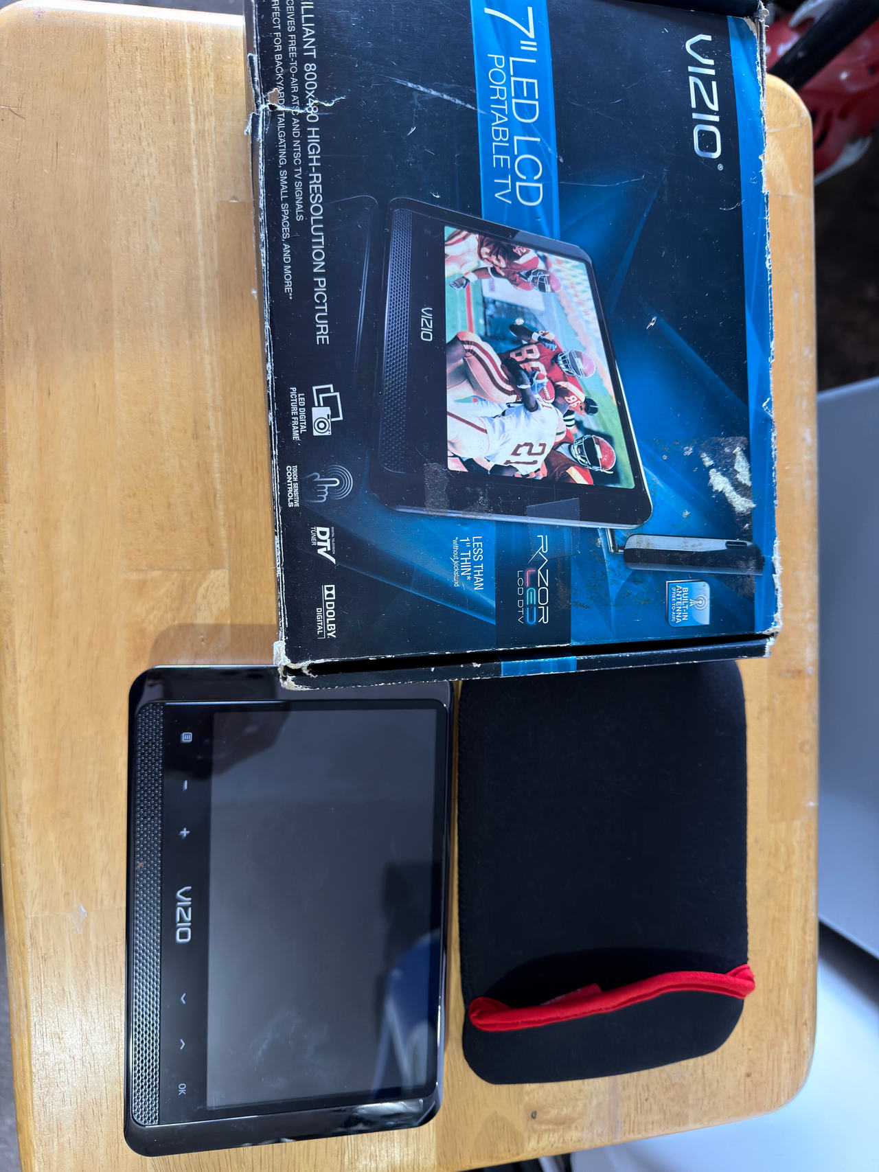 Vizio 7" LED LCD Portable TV