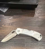 Buck 722 Spitfire Folding Knife - Image 1