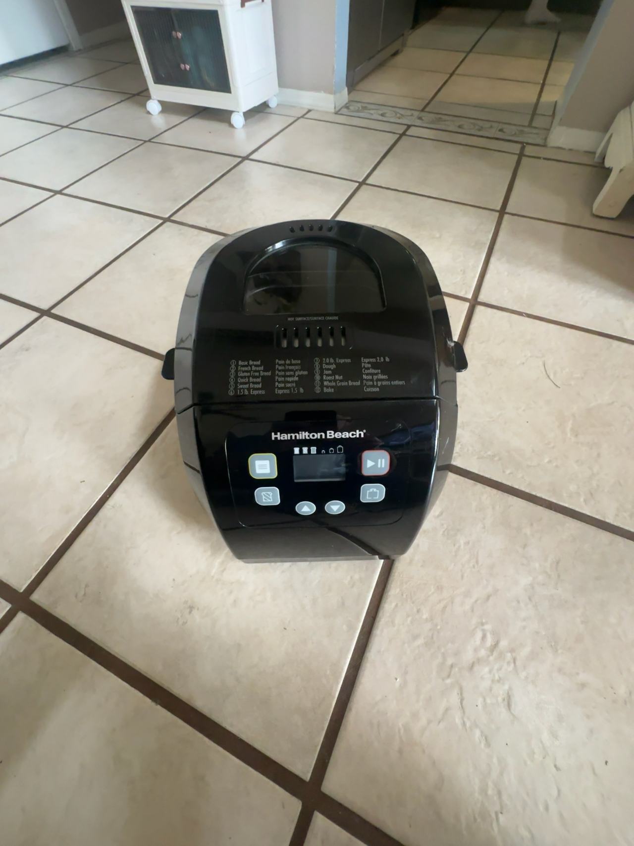 Hamilton Beach 2-Pound Bread Maker Black