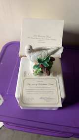 Lenox collections certifies that the 2004 Christmas Dove Porcelain Figurine - Image 1