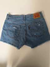 Levi's Women's 501 Original High Rise Shorts 29 EUC - Image 4