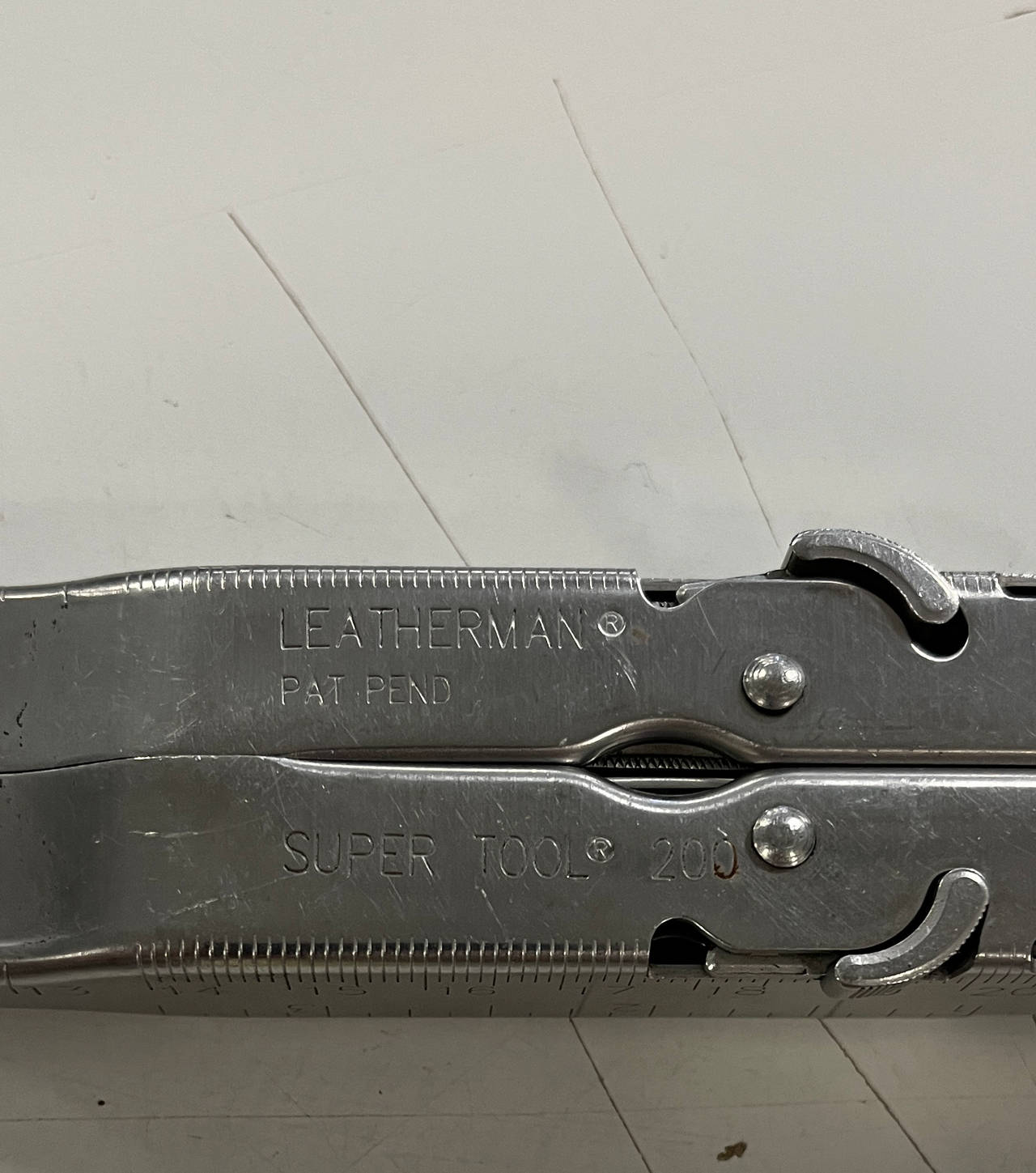Leatherman Super Tool 200 Multitool