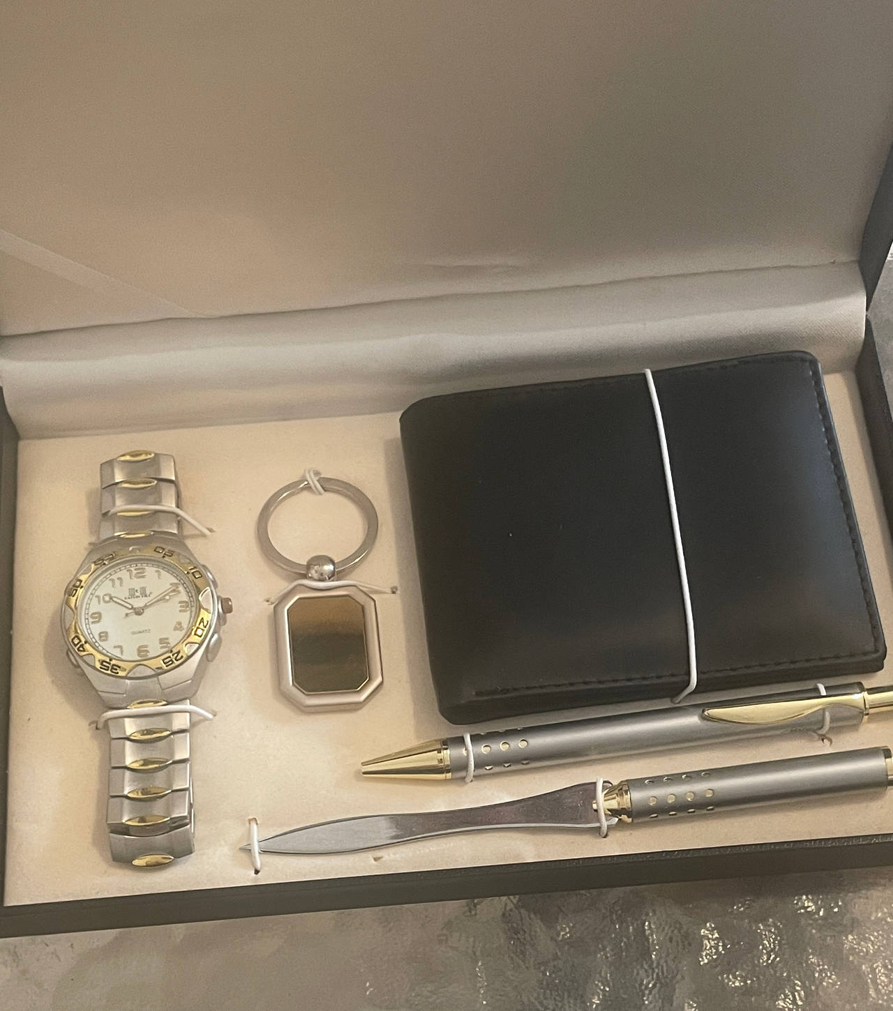 J&L Men's Watch and Accessories Gift Set