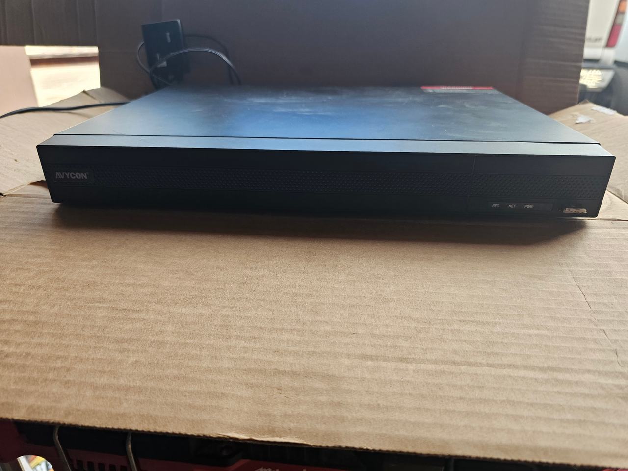 Avycon AVR-T916A 16CH 1080P HD All-In-One DVR