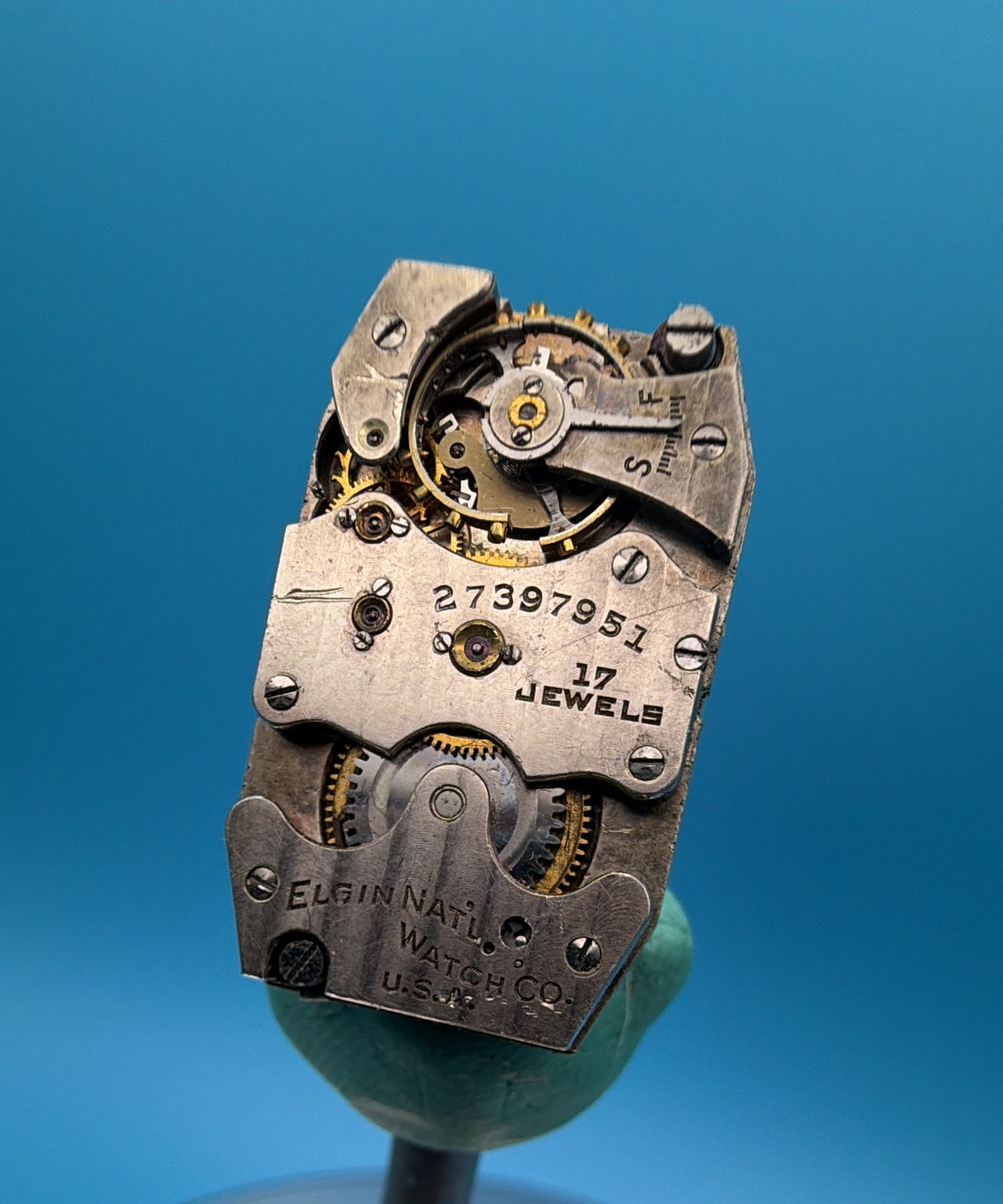 Vintage Elgin 17 Jewel Watch Movement with signed dial