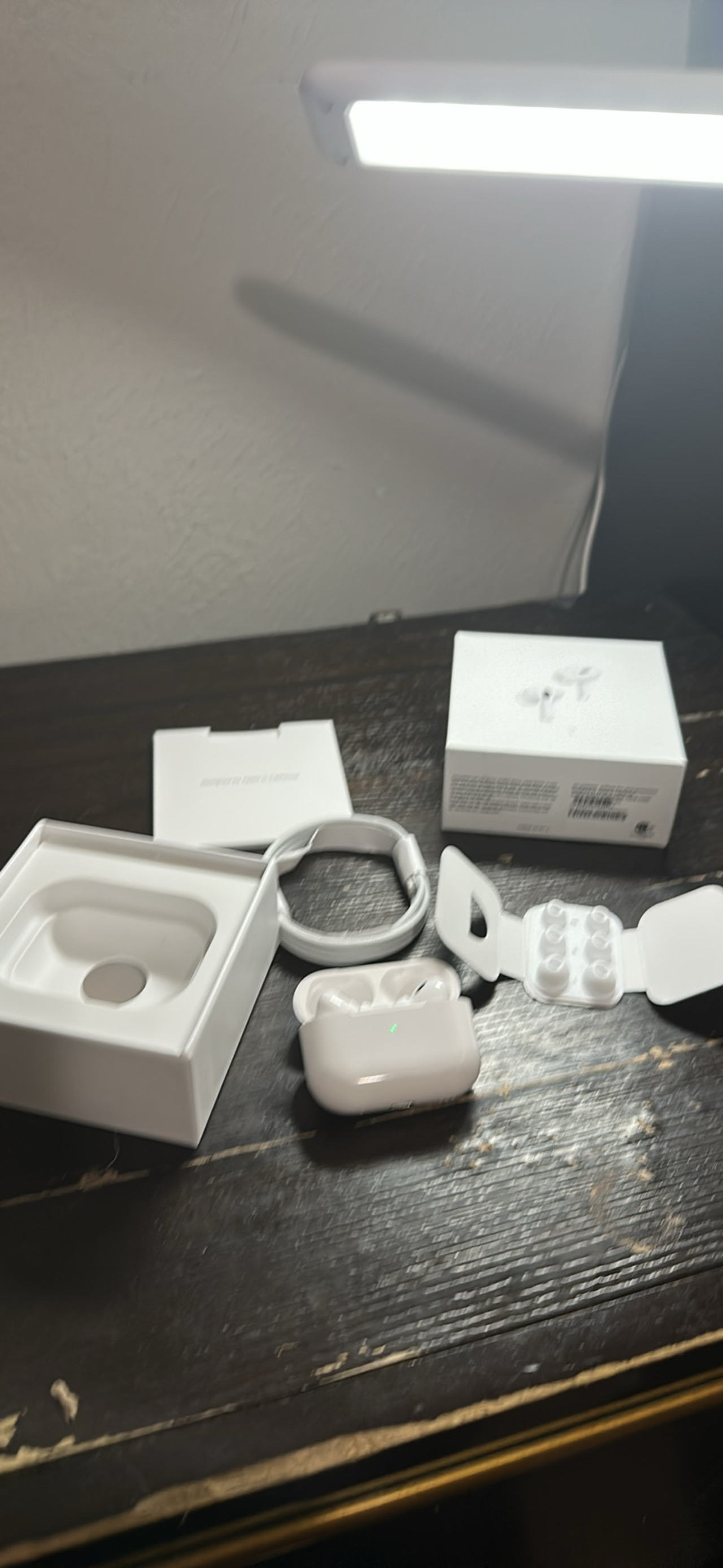Apple AirPods (2nd generation)